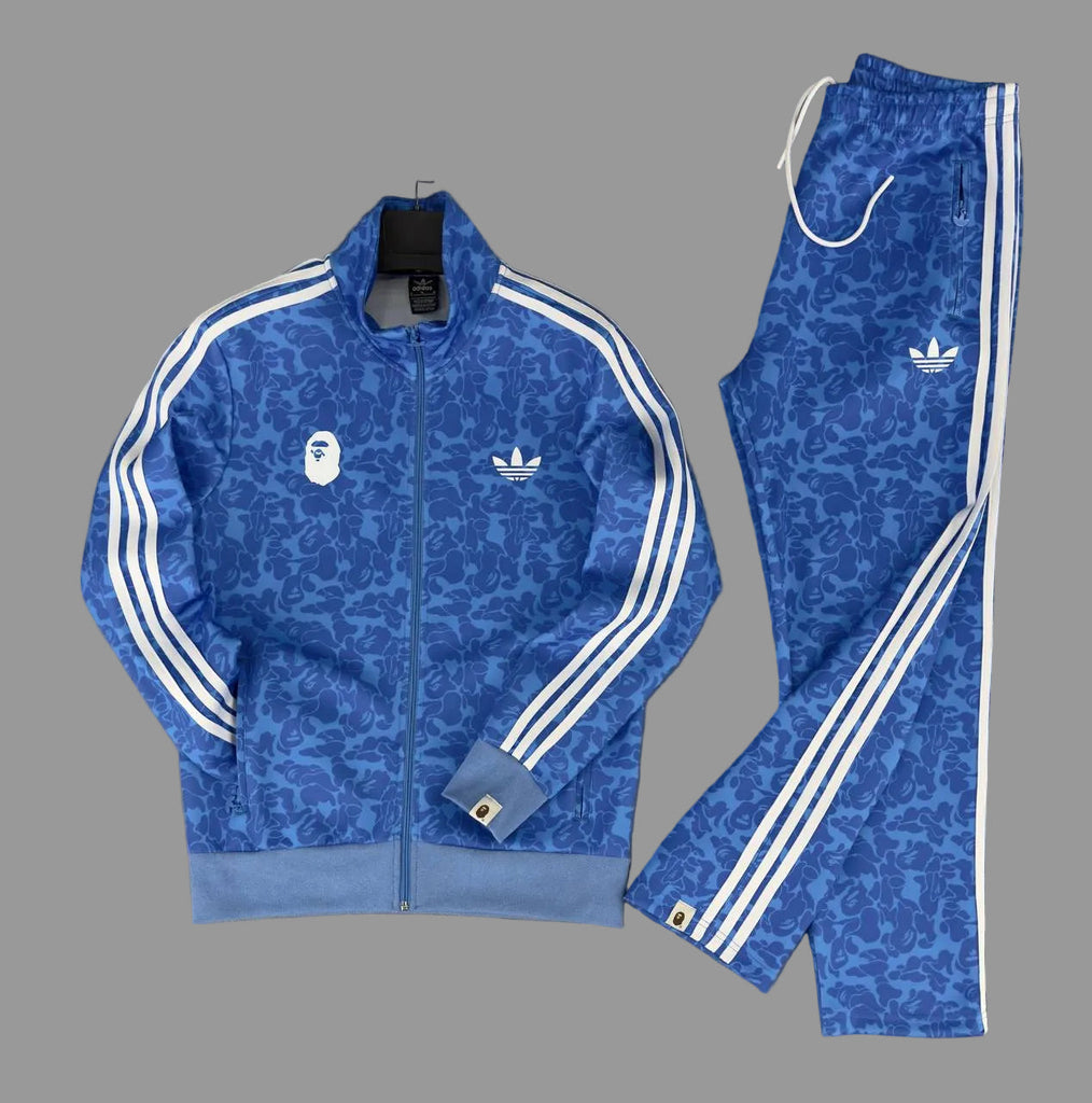 Moška trenirka Adidas, modra s tremi belimi črtami