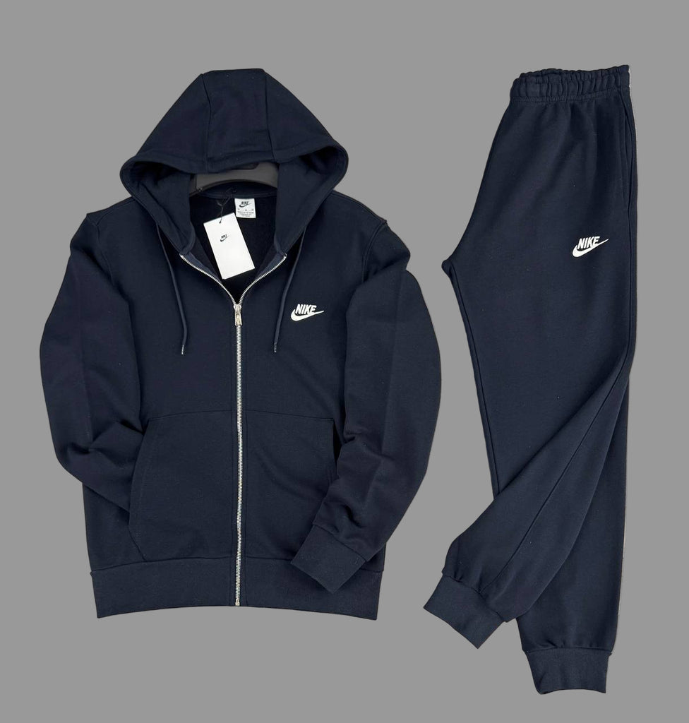 Moška trenirka Nike, temno modra, z belim logotipom