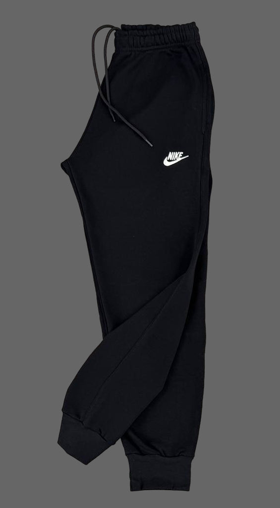 Moške trenirke Nike, črna z belim emblemom